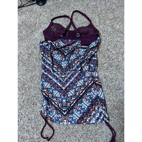 Athleta women's swim side scrunch Tankini/bikini, size 32 B/C; Chevron pattern - Picture 8 of 8
